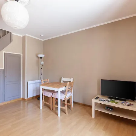 شقة Cozy In With Heating Facility *