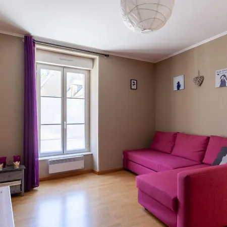 Cozy In With Heating Facility شقة *