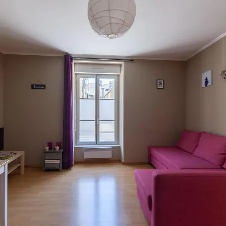 Cozy In With Heating Facility شقة