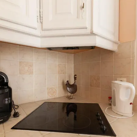 Cozy In With Heating Facility شقة
